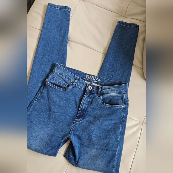 🎁Like new only brand high rise skinny jeans - Picture 1 of 5